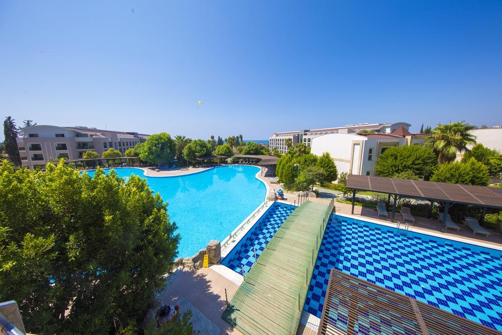 Resort Horus Paradise